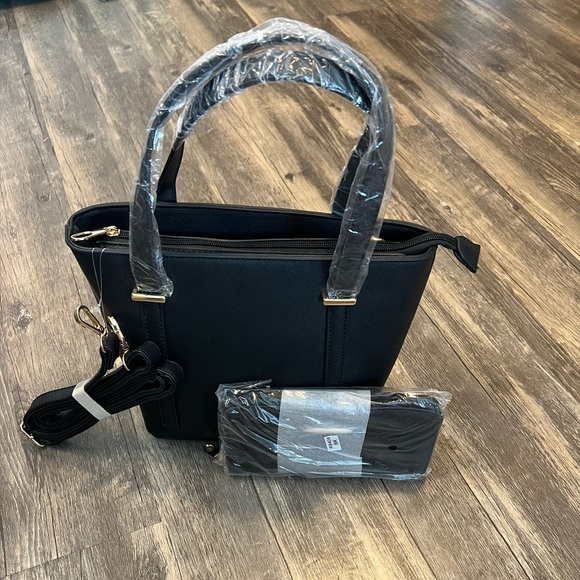 unbranded Handbags - Elegant Black Women's Handbag